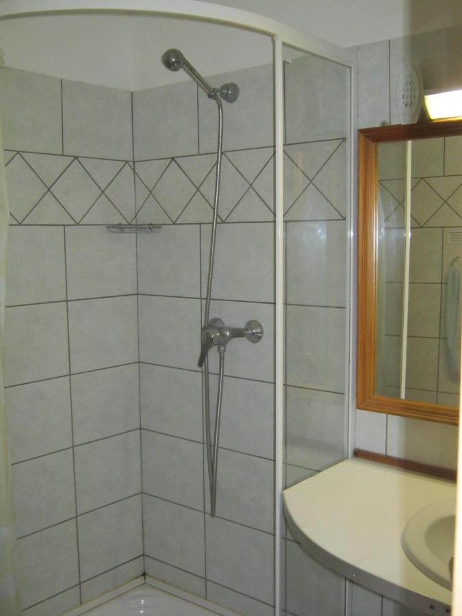 Hotel Paar Szieszta Gyor Ruang foto